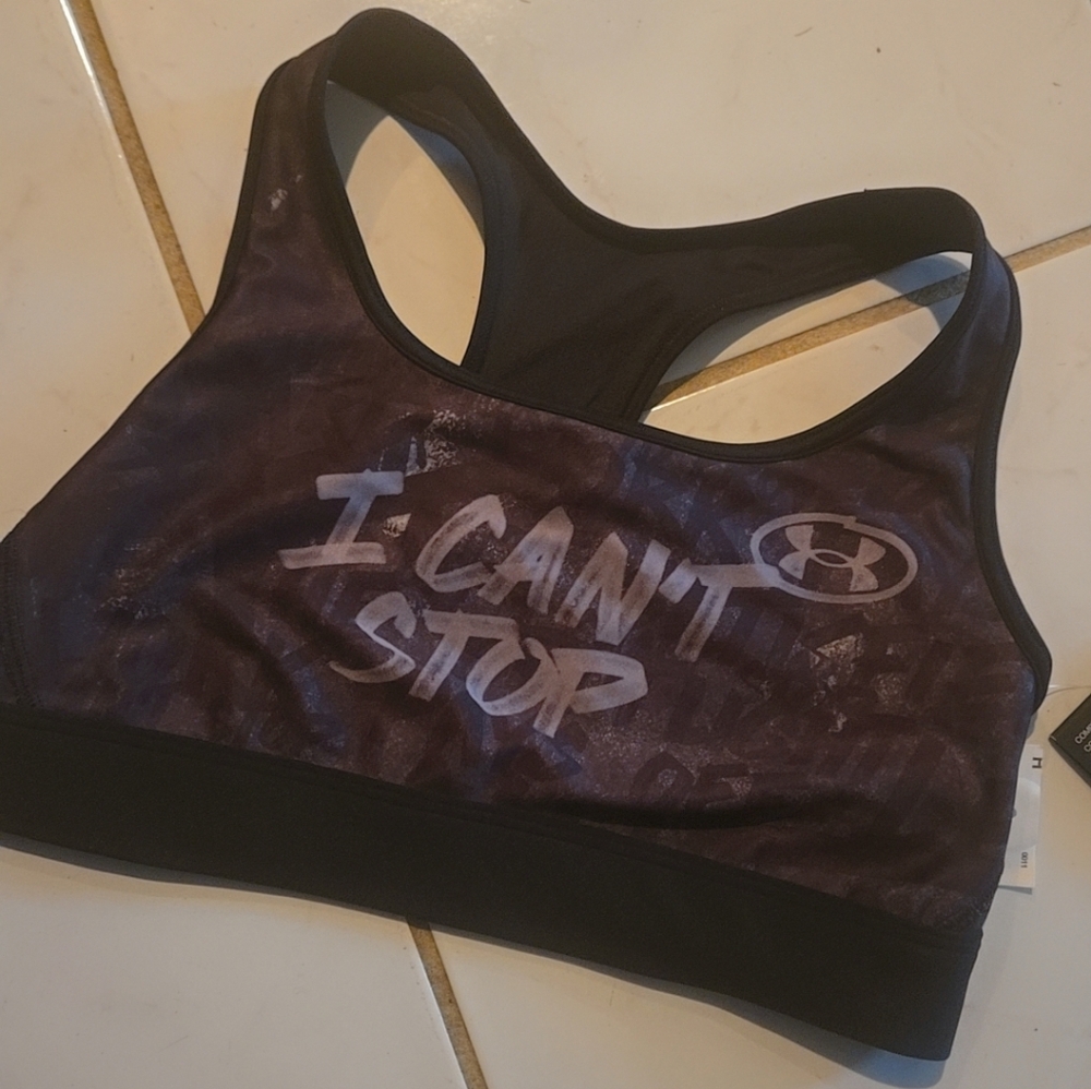 Under Armour Sports Bra NWT $35 Small Compression Racerback Gym Yoga Support